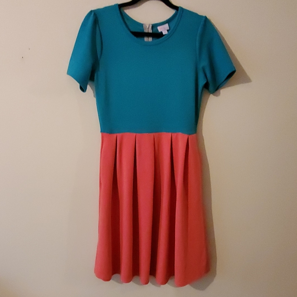 Lularoe Amelia L